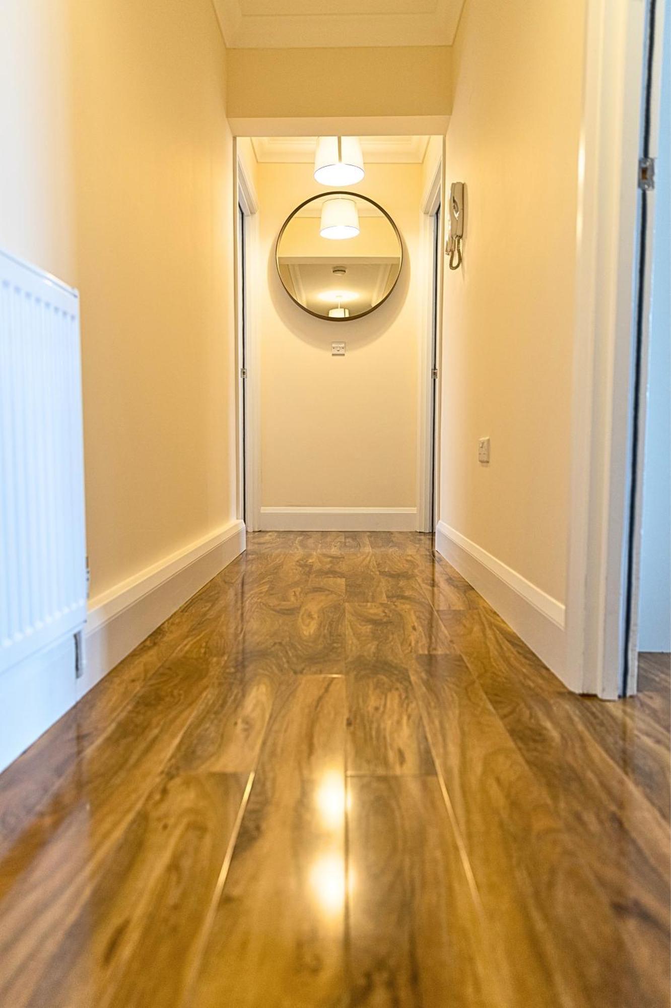 Heathrow Rare Find 2 Bedroom Plus 2 Bathroom Flat - Sleeps 6- Free Parking- Close To Heathrow Terminals-Quiet Development Stanwell Exterior foto